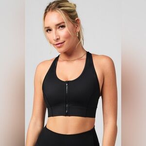 NWOT Fabletics On The Go Zip Bra- Size Medium